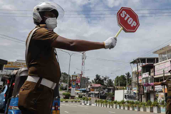 கொழும்பில் போதைப்பொருளுடன் பொலிஸ் கான்ஸ்டபிள் கைது!